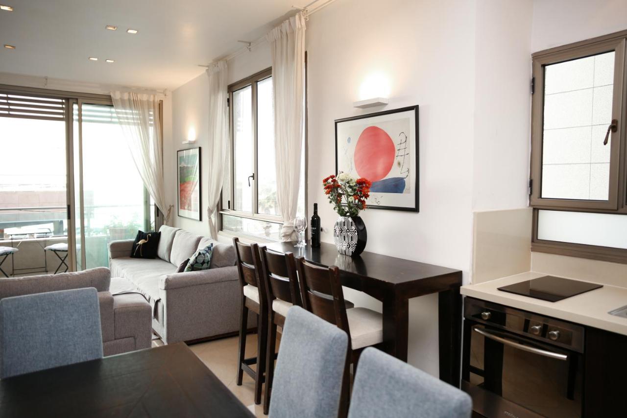 Sea View Apartment Prime Location On The Beach Tel Aviv Exterior foto