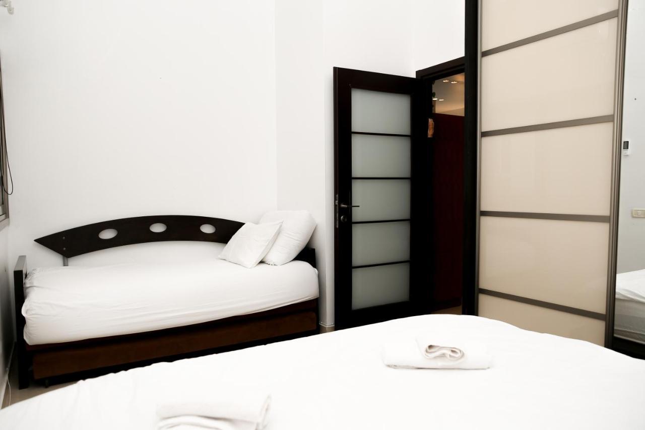 Sea View Apartment Prime Location On The Beach Tel Aviv Exterior foto